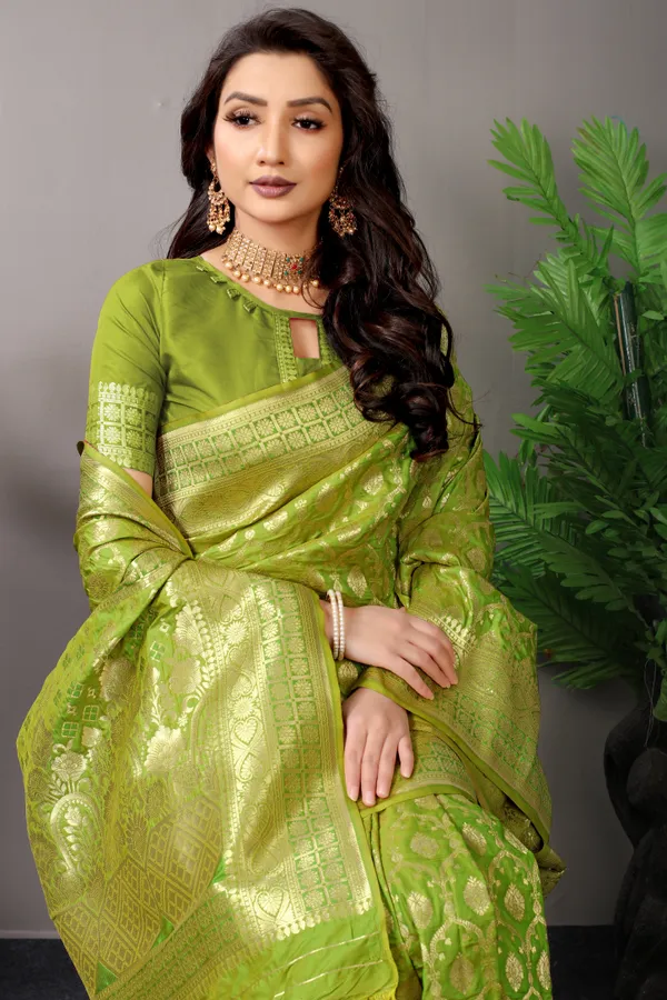 GREEN_ZARI_WORK_PATOLA_SILK_SAREE